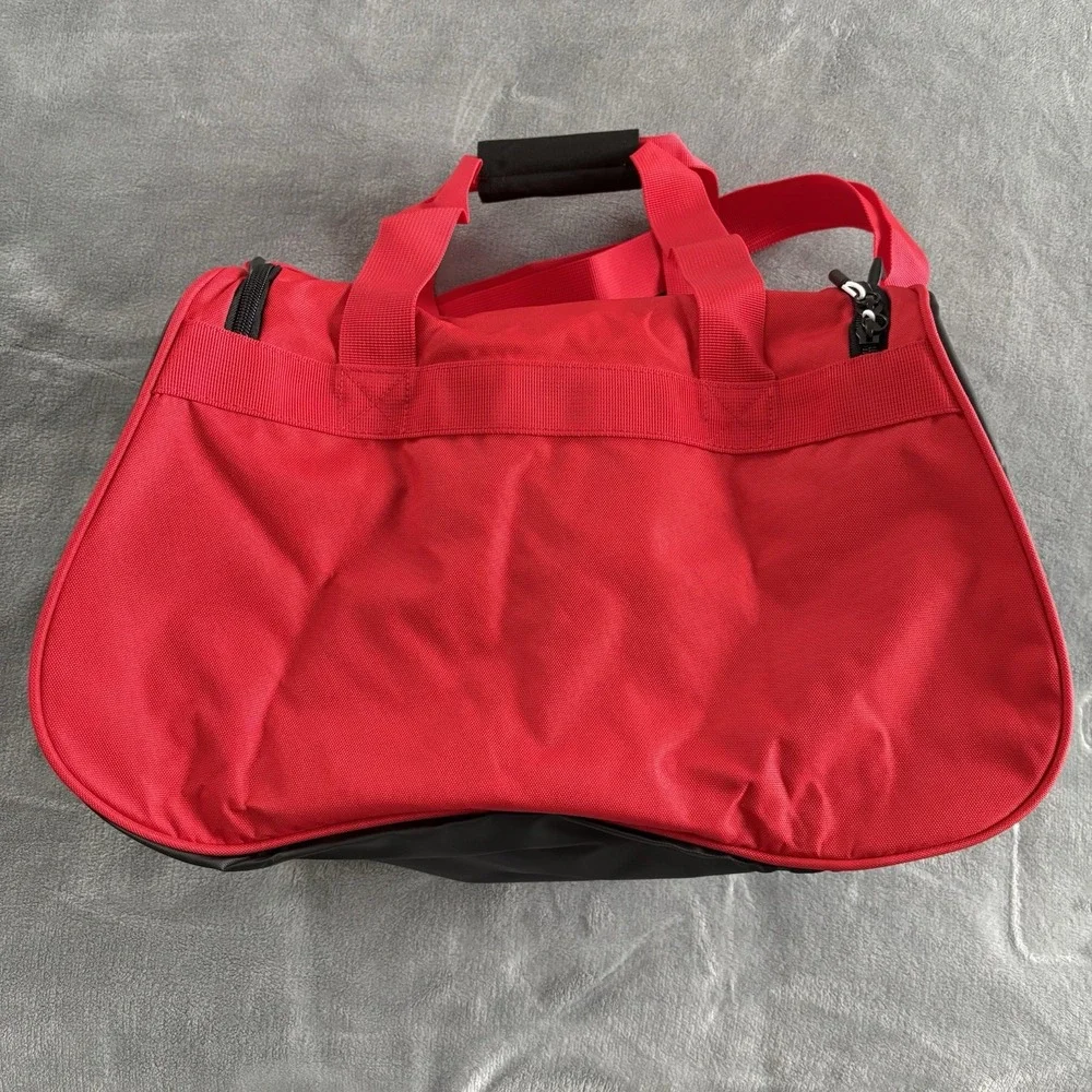 Nike Gym‎ Duffle Bag Red Black Lightweight Carry-On Travel Sport